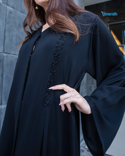 Black Nida Fabric Abaya with Handcrafted Floral Detailing – Classic Emirati Premium Design