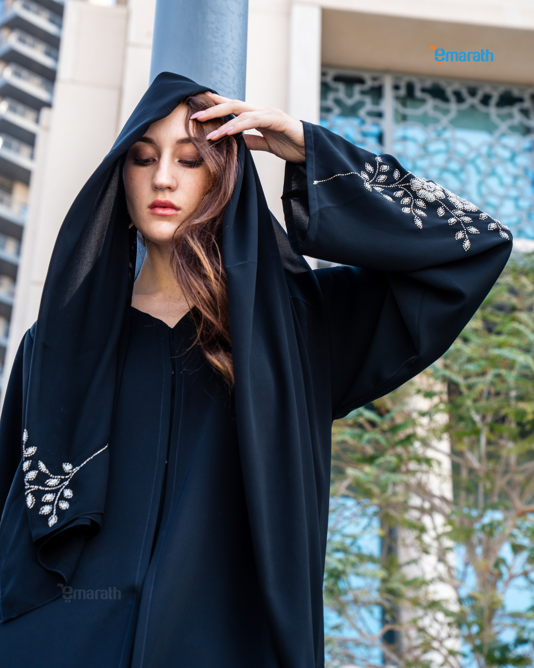 Elegant Floral Embroidered Abaya - Modest Stylish Design