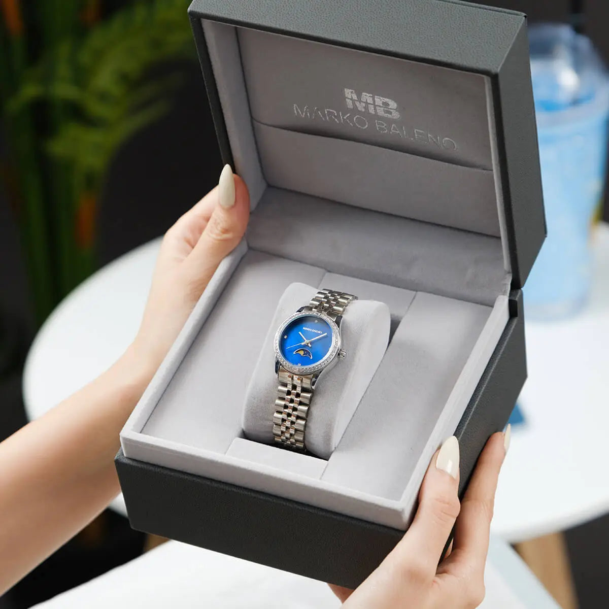 Discover the best watches with MARKO BALENO LUNAA MB214-C, a stylish and elegant wrist watch.