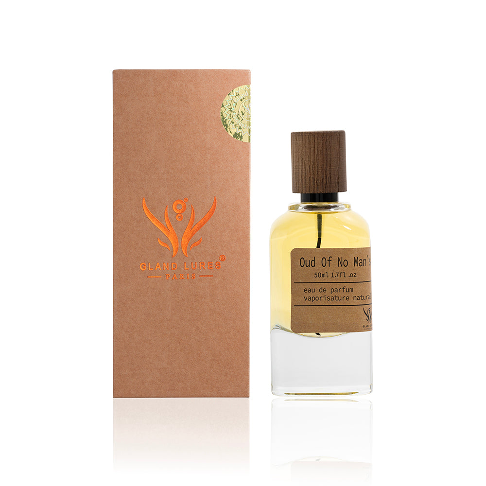 Perfume bottle with wooden cap and brown box featuring a logo on a white background